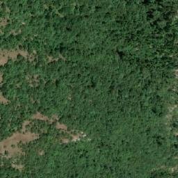 Satellite imagery of Çeçuk, AL