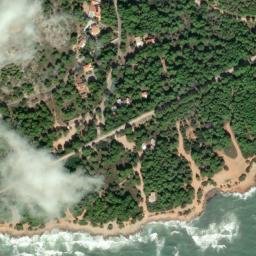 Satellite imagery of Rocas del Chivero, ES