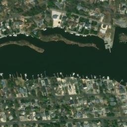 Satellite imagery of Wardells Neck, US