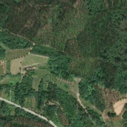 Satellite imagery of Marco de fronteira das freguesias em Porto Coelheiro, ES