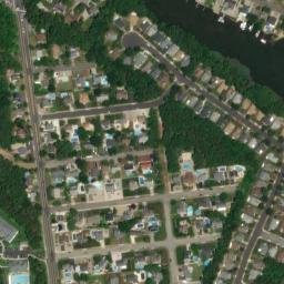 Satellite imagery of Mallard Point, US