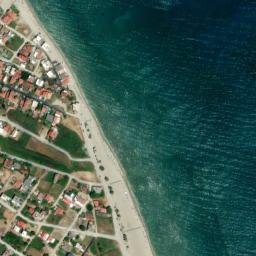 Satellite imagery of Ákra Platamón, GR