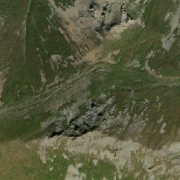 Satellite imagery of Şiştəpə Dağı, AZ