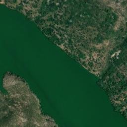 Satellite imagery of Sierra los Calzones, ES