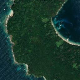 Satellite imagery of Ákra Várvaro, GR