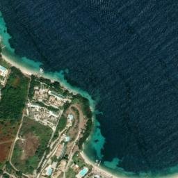Satellite imagery of Ákra Várvaro, GR