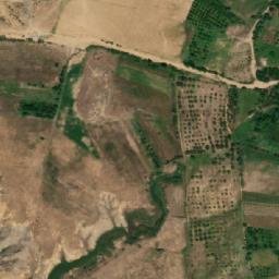 Satellite imagery of Vardani, AM