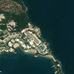Satellite imagery of Ákra Komméno, GR