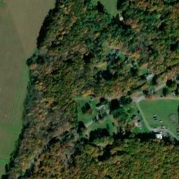 Satellite imagery of Hoyes Quarry, US