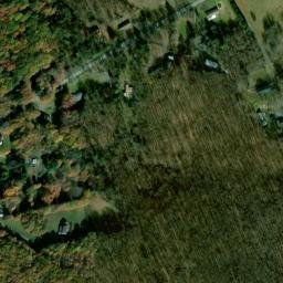 Satellite imagery of Hoyes Quarry, US