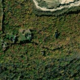 Satellite imagery of Hoyes Quarry, US