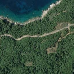 Satellite imagery of Kávos Koutsomboú, GR