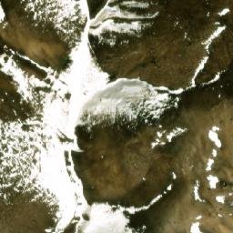 Satellite imagery of Qaraqüş Dağı, AZ