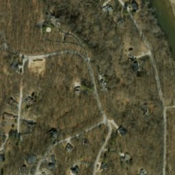 Satellite imagery of Fox Cliff, US