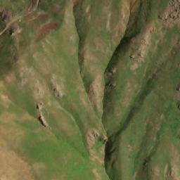 Satellite imagery of Aratsin, AM