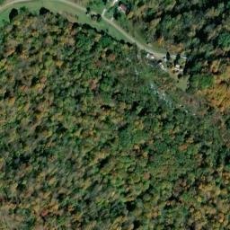 Satellite imagery of Kings Ridge, US