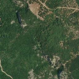 Satellite imagery of Vráchoi Velónissa, GR