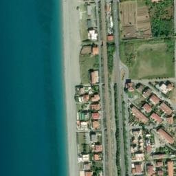 Satellite imagery of Castello della Valle, IT