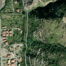 Satellite imagery of Castello della Valle, IT