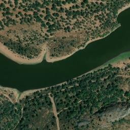 Satellite imagery of Puerto Escardenche, ES