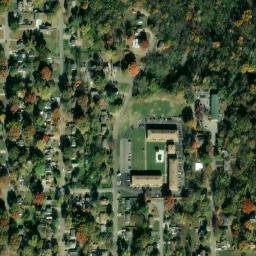 Satellite imagery of ROELAND PARK MUN TANK — NGS KE1155, US