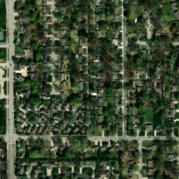 Satellite imagery of PRAIRIE VILLAGE S MUN TANK — NGS JE1990, US