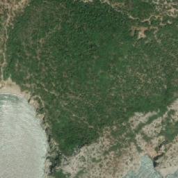 Satellite imagery of Ákra Kamáres, GR