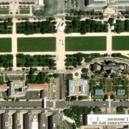 Satellite imagery of Benjamin Franklin Postal Station, US