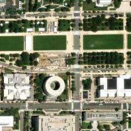 Satellite imagery of Benjamin Franklin Postal Station, US