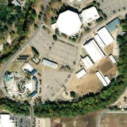 701 Kenwood Park Dr Salina KS 67401 Satellite Map