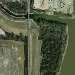 Satellite imagery of E 323 — NGS JC1181 — St. Louis, US, US