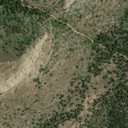 Satellite imagery of Peña Blanca, ES