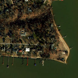 Satellite imagery of Hallowing Point, US