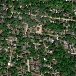 Satellite imagery of Q 311 — NGS JC0217 — Webster Groves, US, US