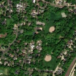 Satellite imagery of Q 311 — NGS JC0217 — Webster Groves, US, US