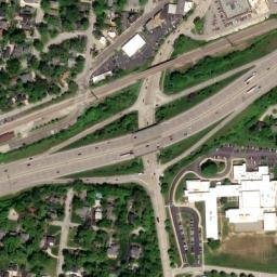 Satellite imagery of SL 01 — NGS AA8607 — Webster Groves, US, US