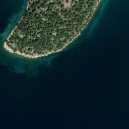 Satellite imagery of Ákra Glóssa, GR
