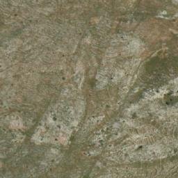 Satellite imagery of Tsoumpáres, GR