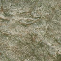 Satellite imagery of Tsoumpáres, GR