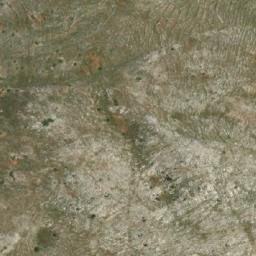 Satellite imagery of Tsoumpáres, GR