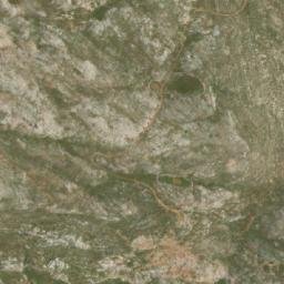 Satellite imagery of Tsoúmpos, GR