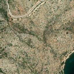 Satellite imagery of Ákra Pári, GR