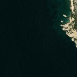 Satellite imagery of Ákra Pári, GR