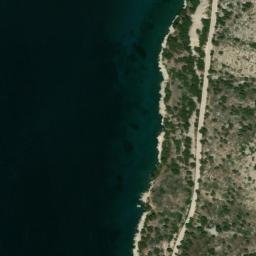 Satellite imagery of Ákra Pári, GR