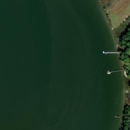 Satellite imagery of Fox Point, US