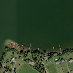 Satellite imagery of Fox Point, US