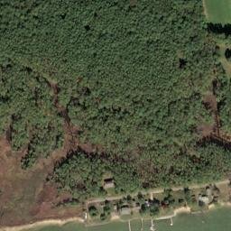 Satellite imagery of Huggins Point, US