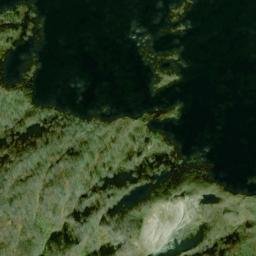 Satellite imagery of 鷲ヶ巣山, JP
