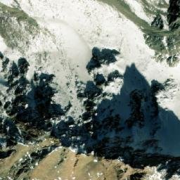 Satellite imagery of Kōh-e May Qurah, AF