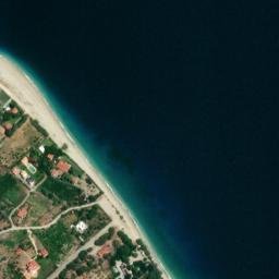 Satellite imagery of Ákra Akráta, GR